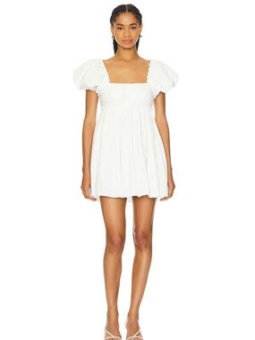 NWOT Camila Coelho Off-White Ruffled Neckline Dress